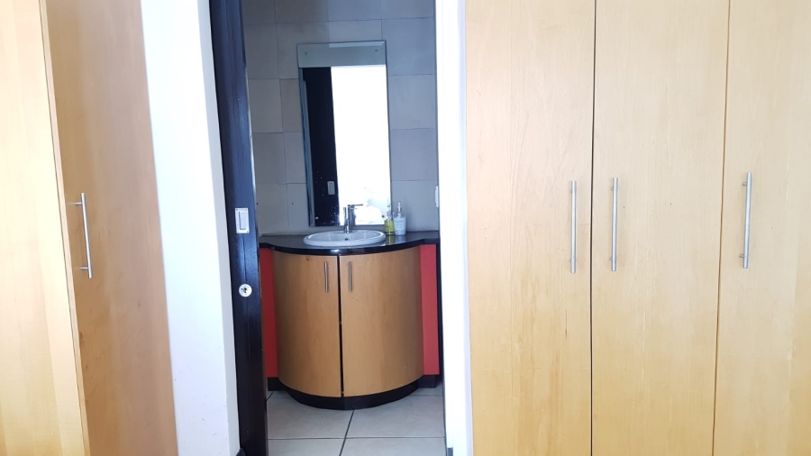 2 Bedroom Property for Sale in Bryanston Gauteng