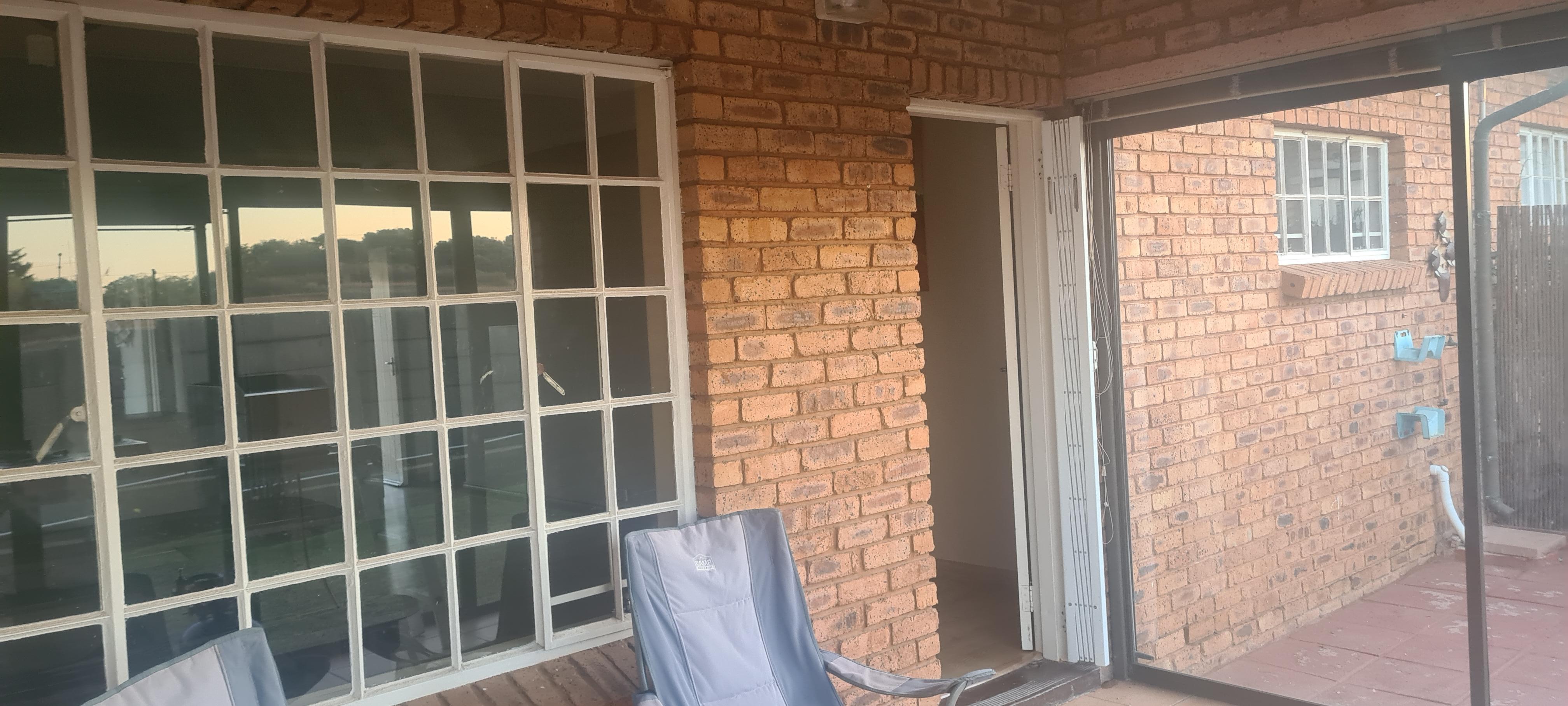 2 Bedroom Property for Sale in Sunair Park Gauteng