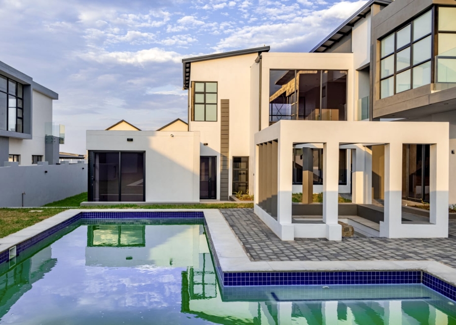 5 Bedroom Property for Sale in Six Fountains Residential Estate Gauteng