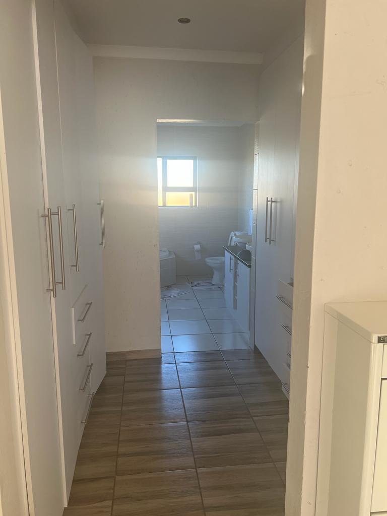 To Let 3 Bedroom Property for Rent in Pomona Gauteng