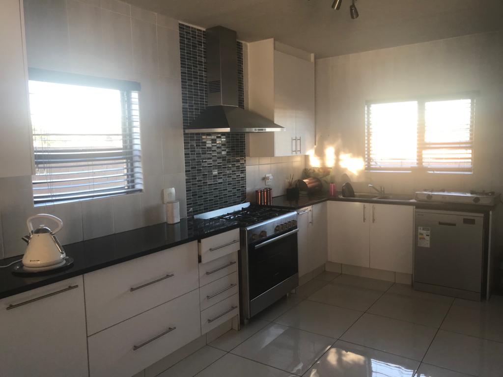 To Let 3 Bedroom Property for Rent in Pomona Gauteng