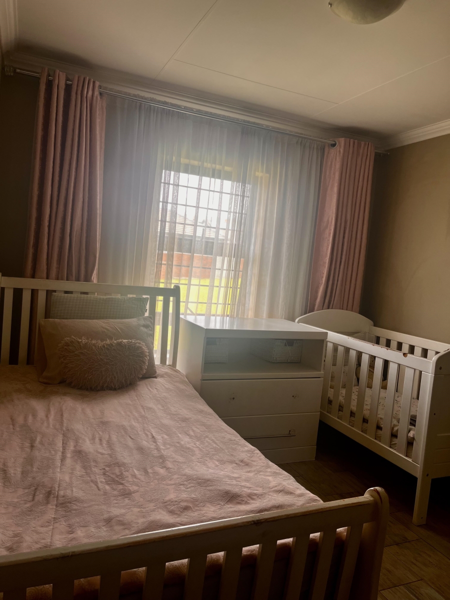 3 Bedroom Property for Sale in Amberfield Gauteng