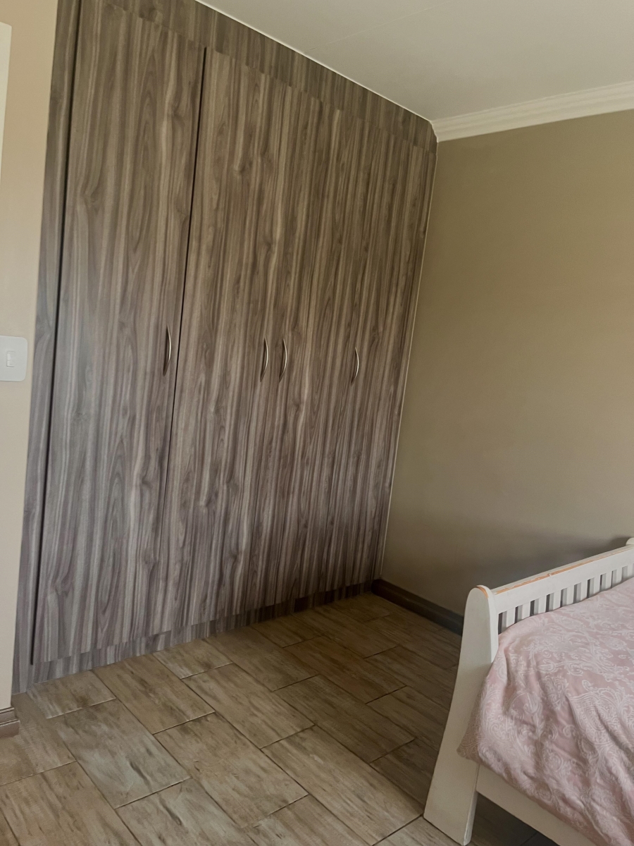 3 Bedroom Property for Sale in Amberfield Gauteng