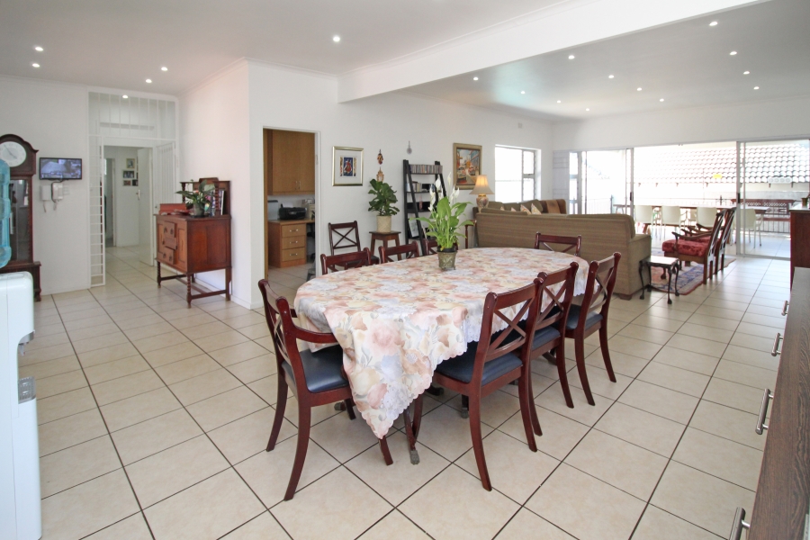 3 Bedroom Property for Sale in Glenhazel Gauteng