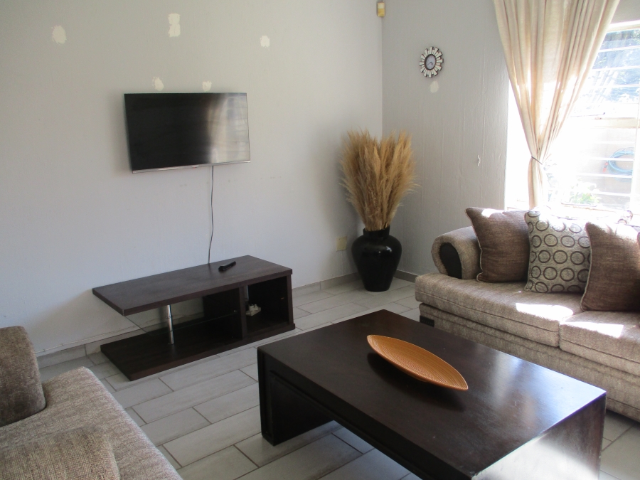 2 Bedroom Property for Sale in Hamberg Gauteng