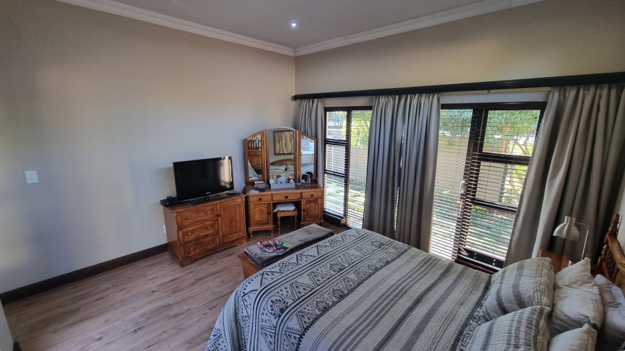 3 Bedroom Property for Sale in Silver Lakes Golf Estate Gauteng