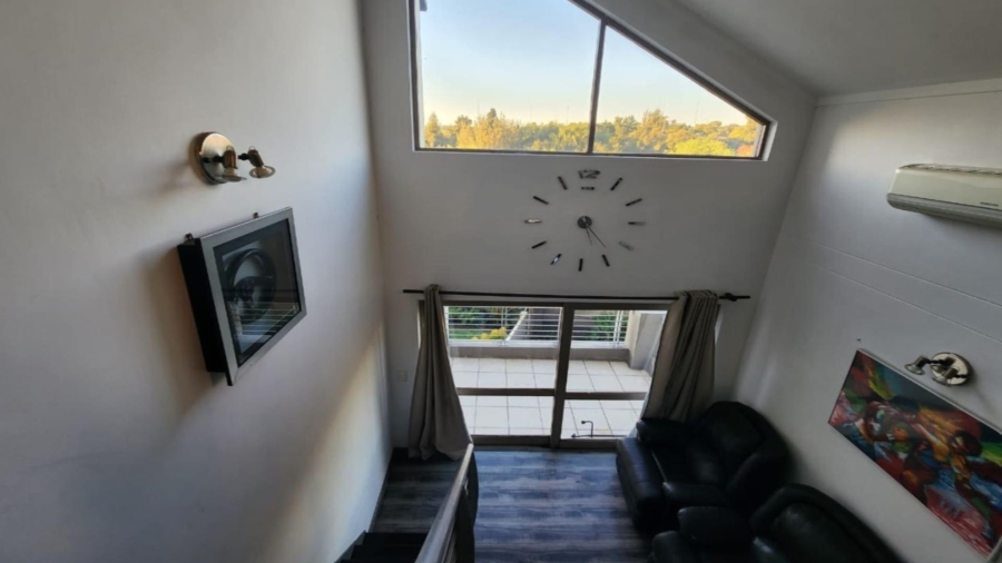 1 Bedroom Property for Sale in Sunninghill Gauteng