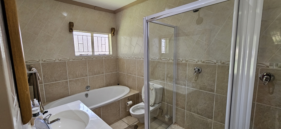 3 Bedroom Property for Sale in Misty Bay Gauteng