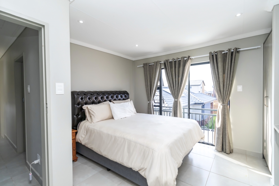 To Let 0 Bedroom Property for Rent in Windsor East Gauteng