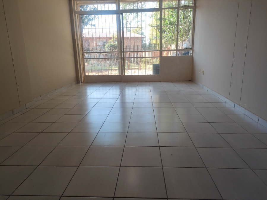 2 Bedroom Property for Sale in Meyerspark Gauteng