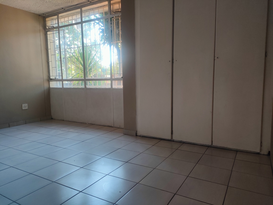 2 Bedroom Property for Sale in Meyerspark Gauteng