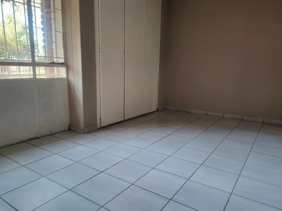 2 Bedroom Property for Sale in Meyerspark Gauteng