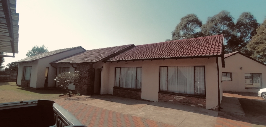 3 Bedroom Property for Sale in Brakpan North Gauteng