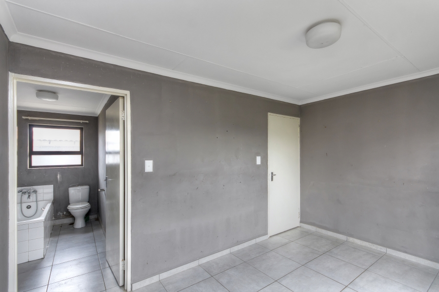 3 Bedroom Property for Sale in Cosmo City Gauteng