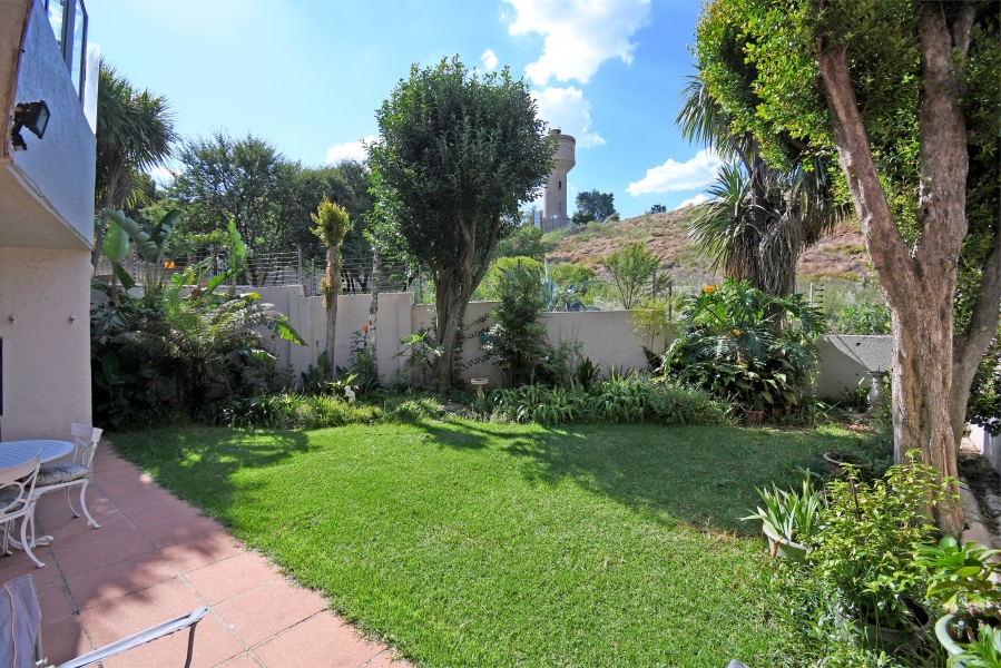 2 Bedroom Property for Sale in Northcliff Gauteng