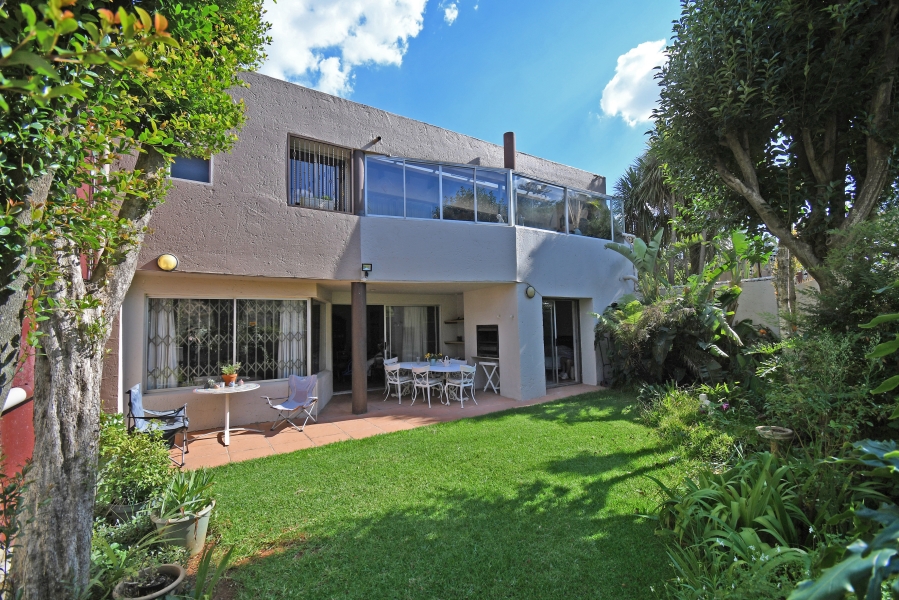 2 Bedroom Property for Sale in Northcliff Gauteng