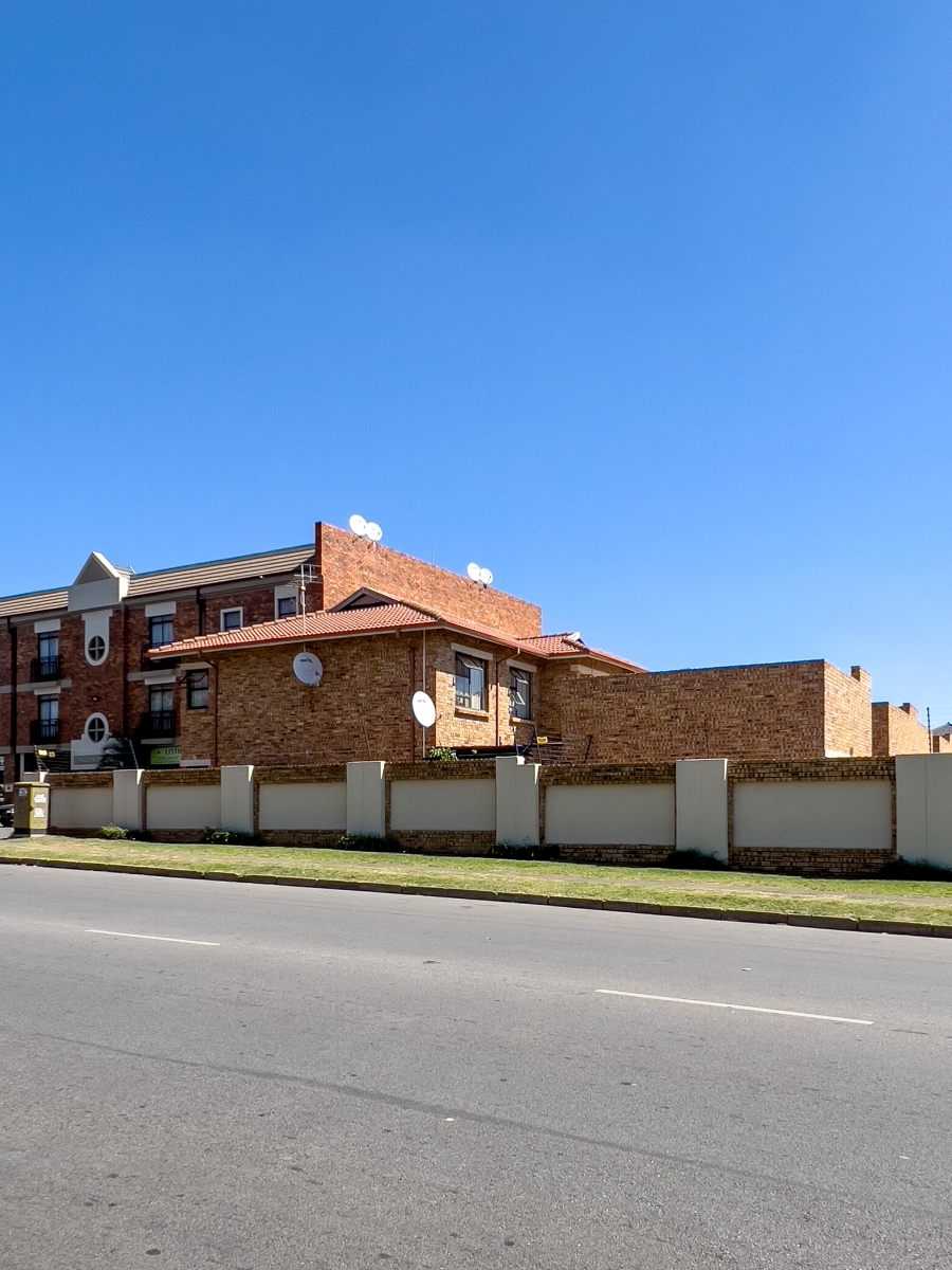 2 Bedroom Property for Sale in Nimrod Park Gauteng