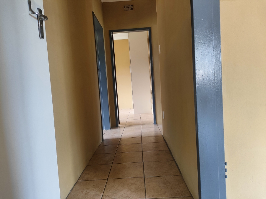 3 Bedroom Property for Sale in East Lynne Gauteng