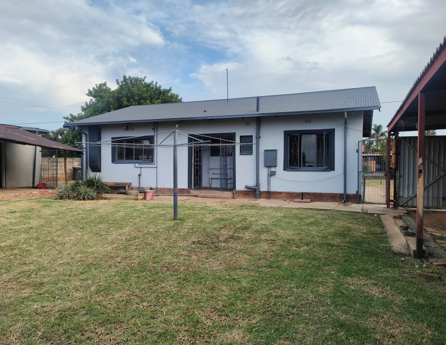 3 Bedroom Property for Sale in East Lynne Gauteng