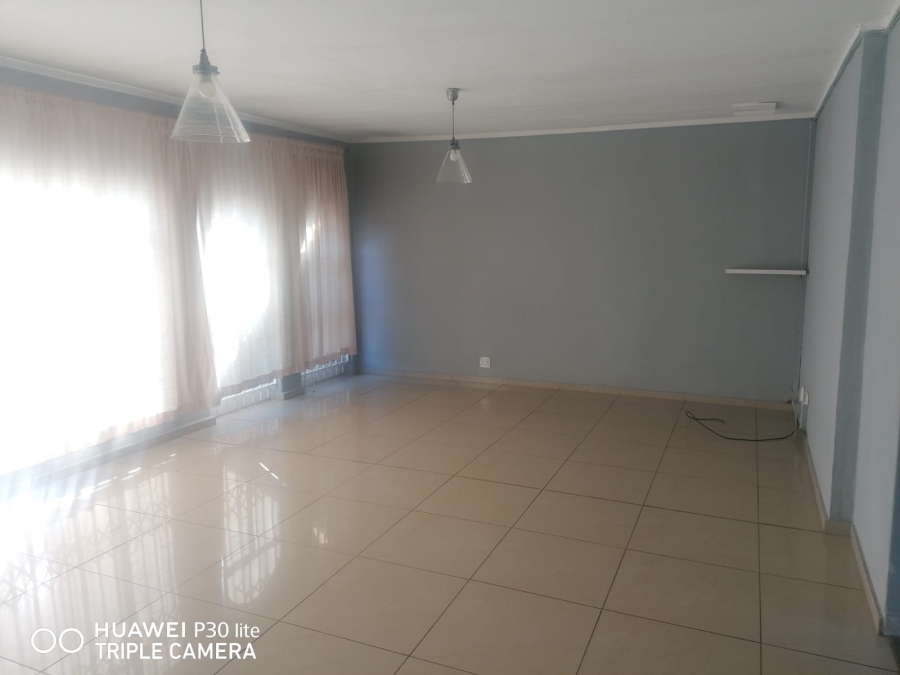 To Let 3 Bedroom Property for Rent in Meyerspark Gauteng