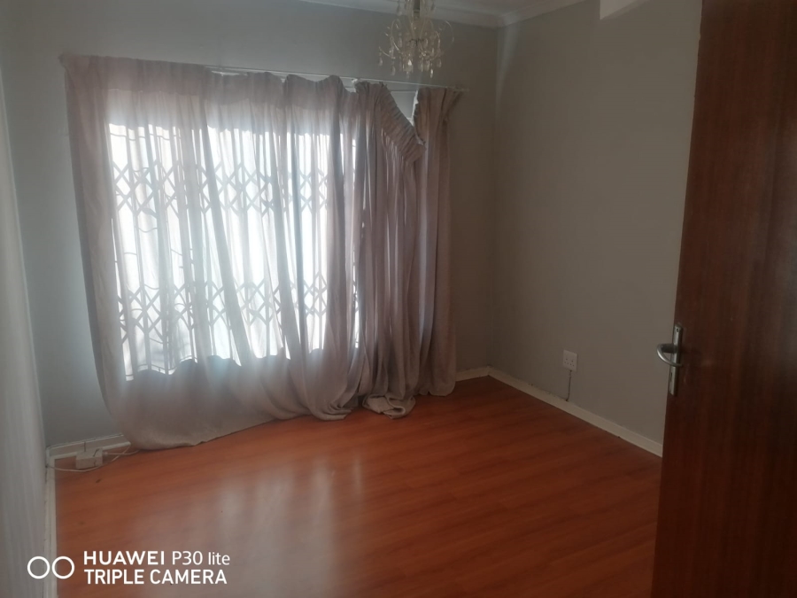 To Let 3 Bedroom Property for Rent in Meyerspark Gauteng