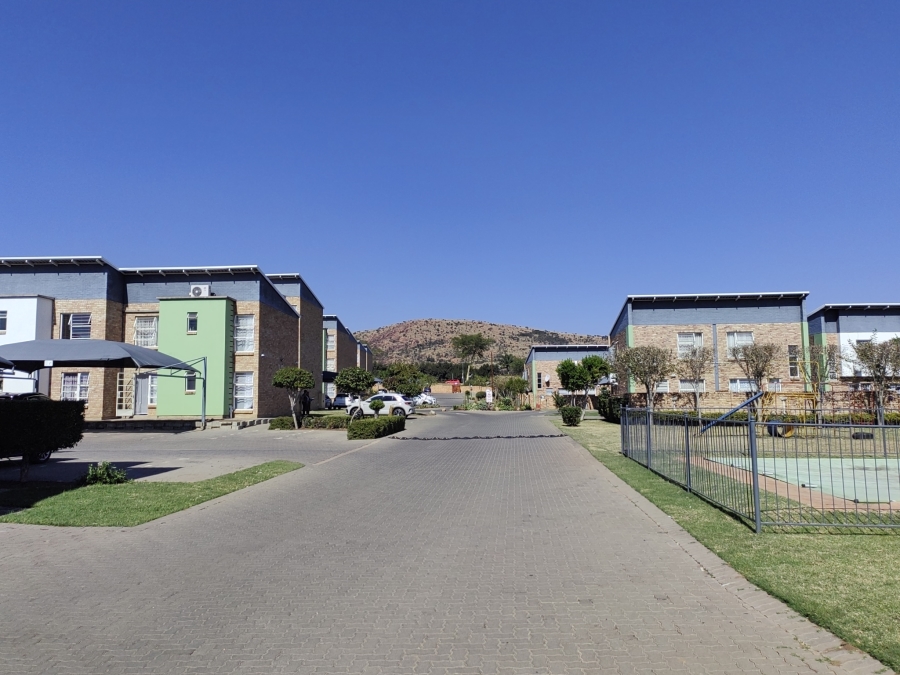 2 Bedroom Property for Sale in Theresa Park Gauteng