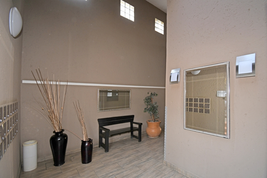 1 Bedroom Property for Sale in Glenhazel Gauteng