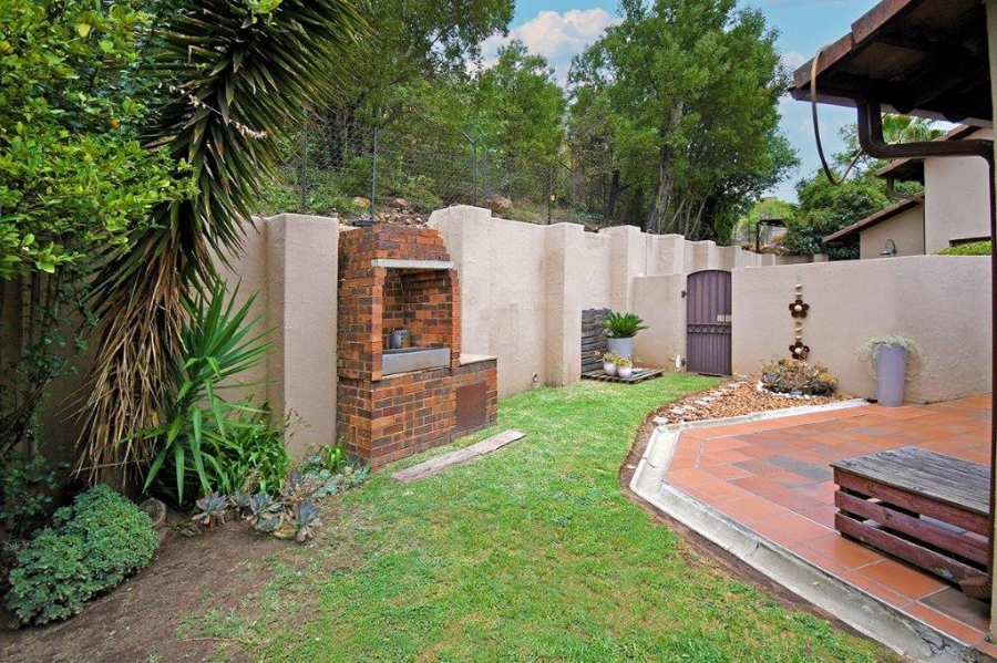 3 Bedroom Property for Sale in Sunnyrock Gauteng