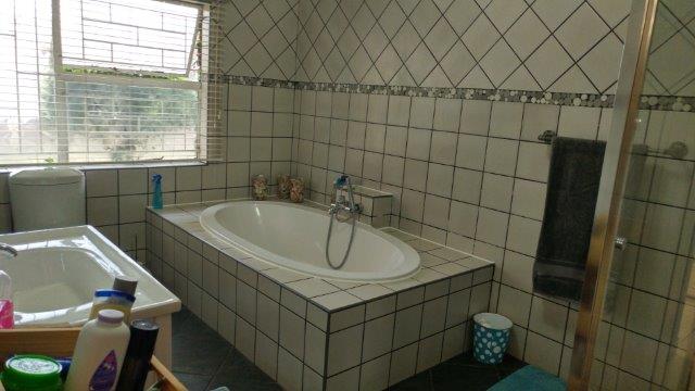 4 Bedroom Property for Sale in Edelweiss Gauteng