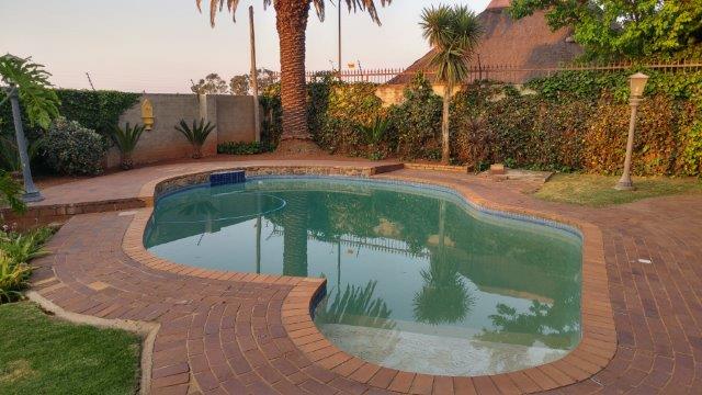 4 Bedroom Property for Sale in Edelweiss Gauteng