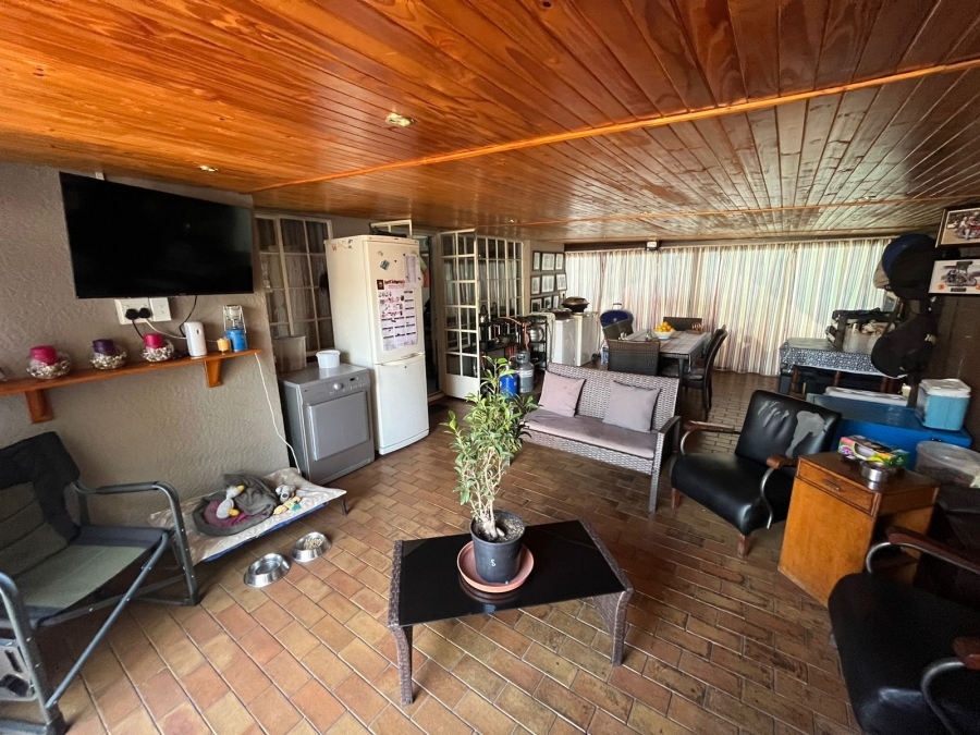 2 Bedroom Property for Sale in Huntingdon Gauteng