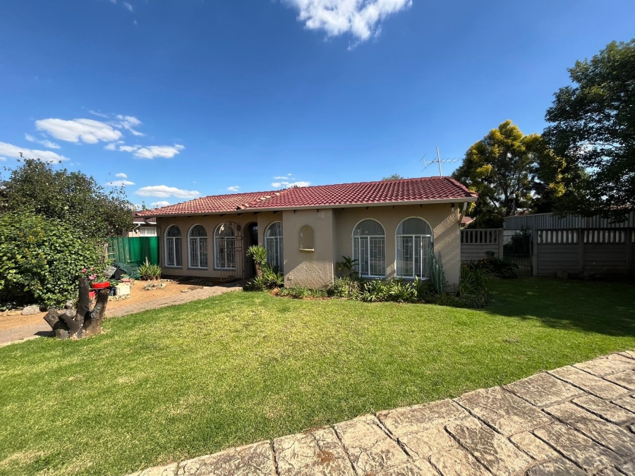 2 Bedroom Property for Sale in Huntingdon Gauteng