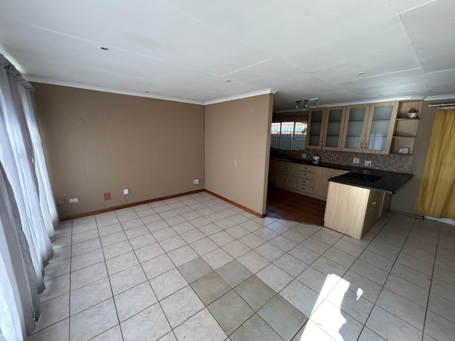 2 Bedroom Property for Sale in Huntingdon Gauteng