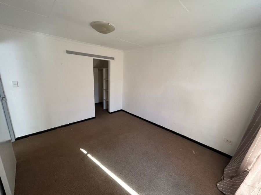 2 Bedroom Property for Sale in Huntingdon Gauteng