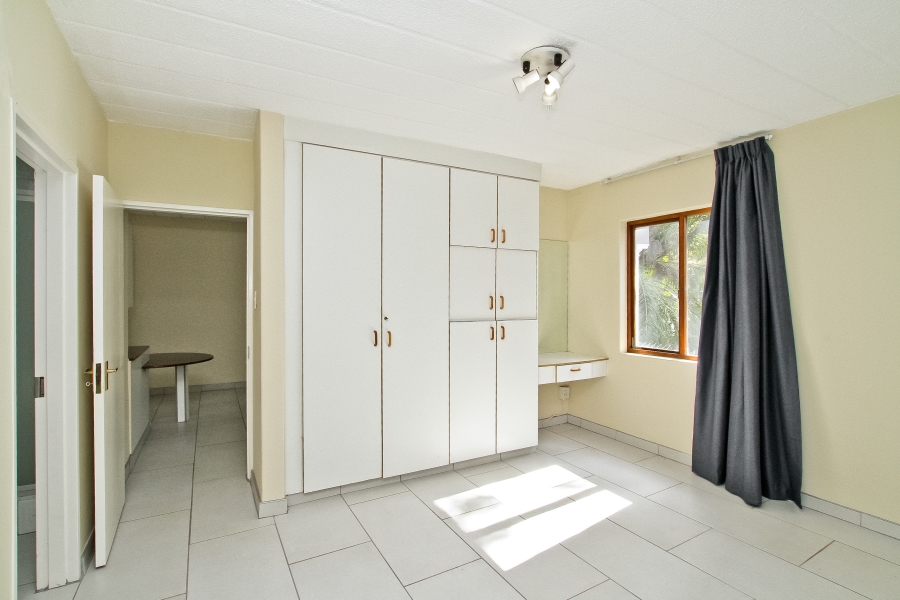 1 Bedroom Property for Sale in Melrose North Gauteng