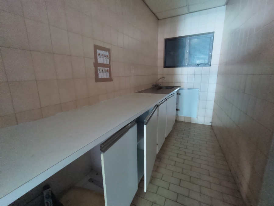 To Let commercial Property for Rent in Roodepoort Central Gauteng