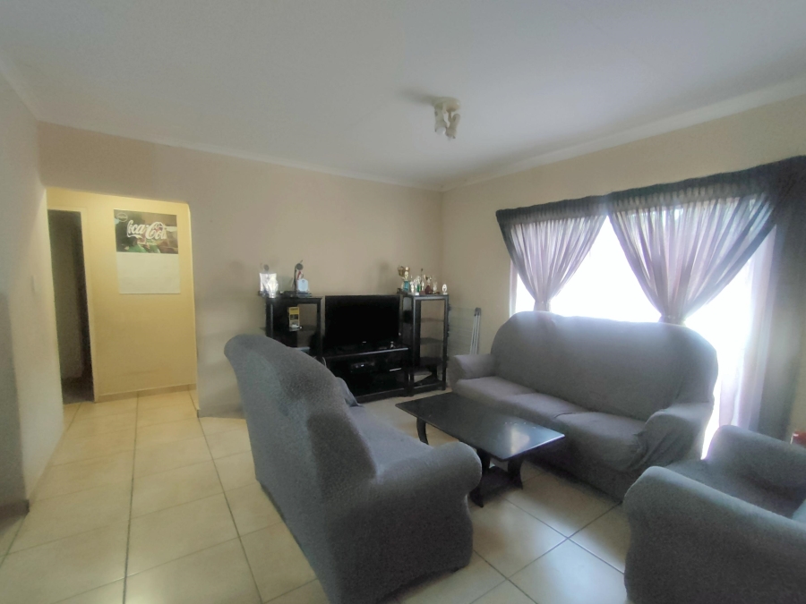 3 Bedroom Property for Sale in Greenhills Gauteng