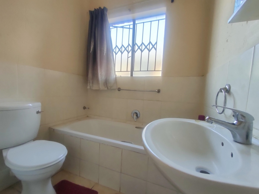 3 Bedroom Property for Sale in Greenhills Gauteng