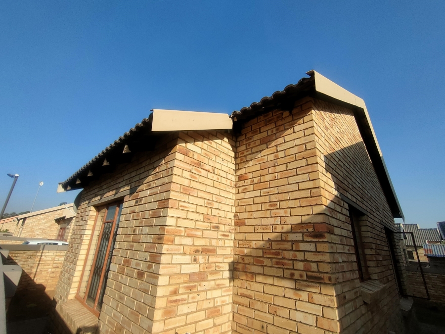 3 Bedroom Property for Sale in Greenhills Gauteng