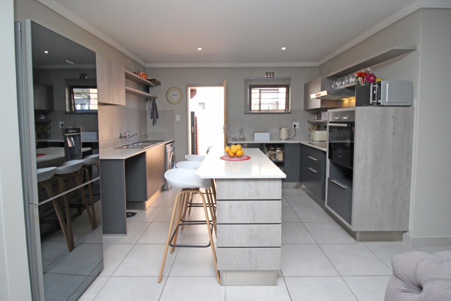 3 Bedroom Property for Sale in Cosmo City Gauteng