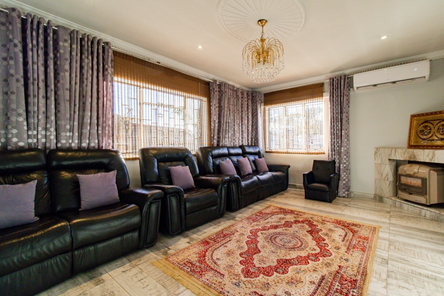 3 Bedroom Property for Sale in Lenasia South Gauteng