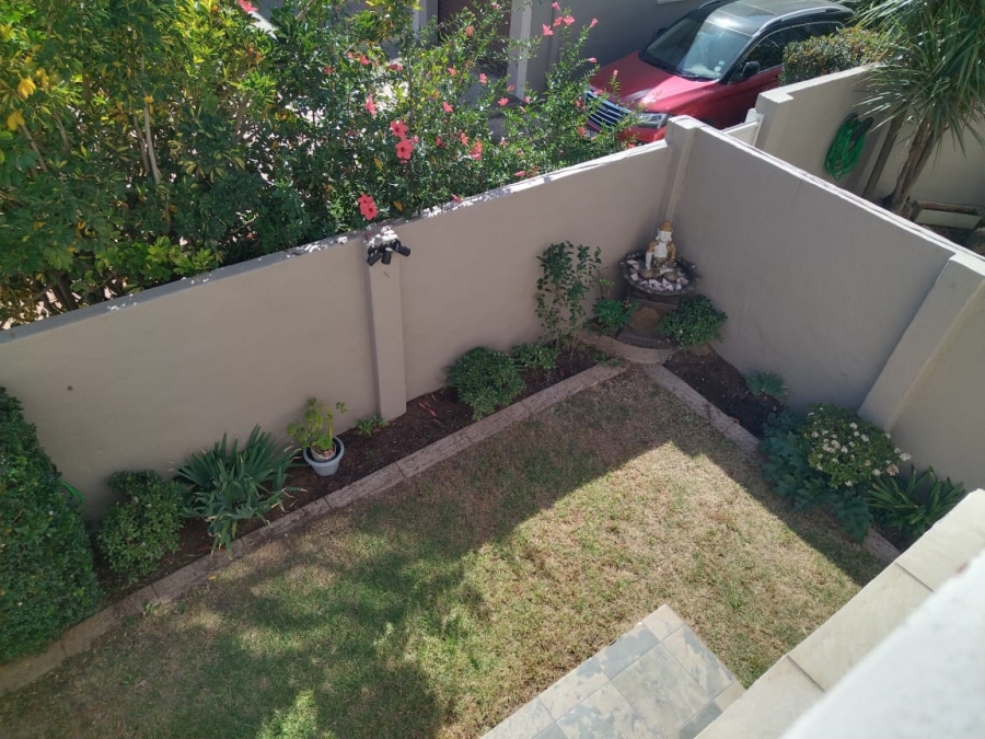 2 Bedroom Property for Sale in Eden Glen Gauteng