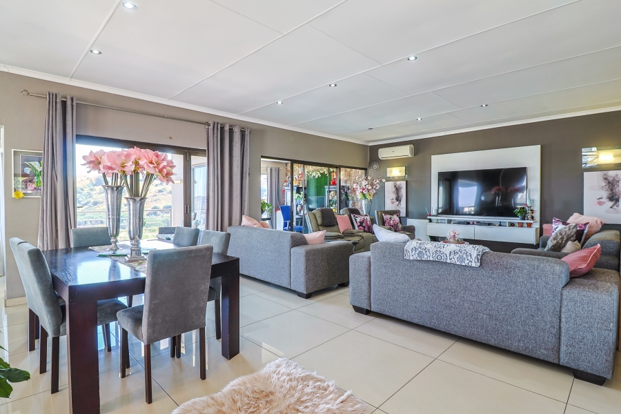 5 Bedroom Property for Sale in Bassonia Estate Gauteng