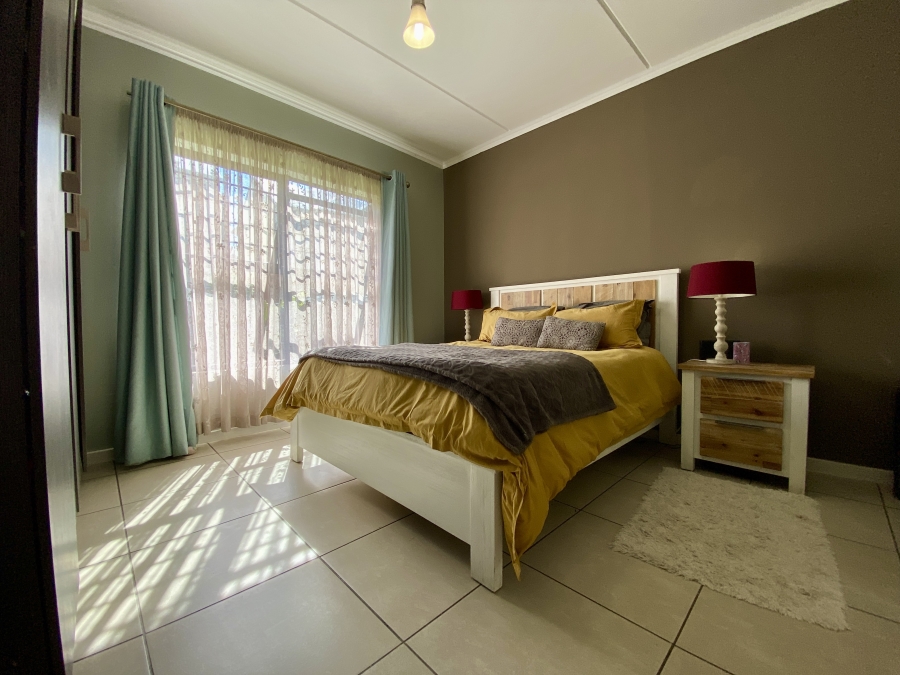 3 Bedroom Property for Sale in Greenstone Hill Gauteng