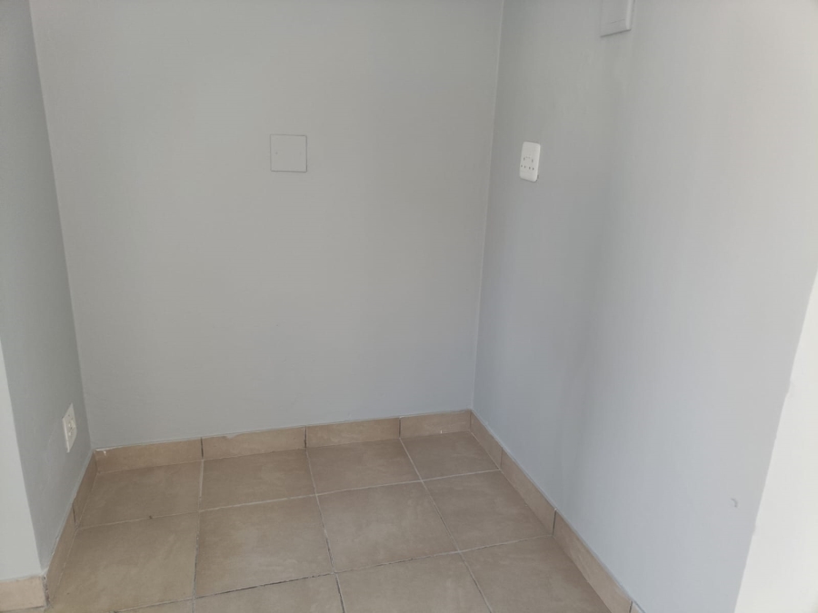 To Let 0 Bedroom Property for Rent in Risidale Gauteng