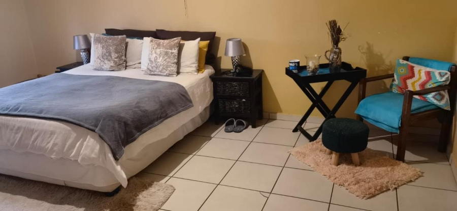 6 Bedroom Property for Sale in Geluksdal Gauteng