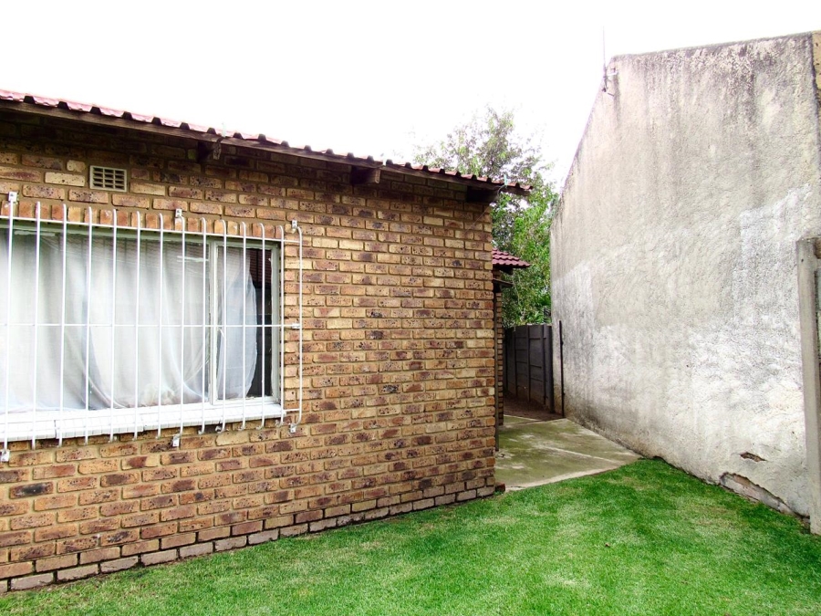 5 Bedroom Property for Sale in Modder East Gauteng