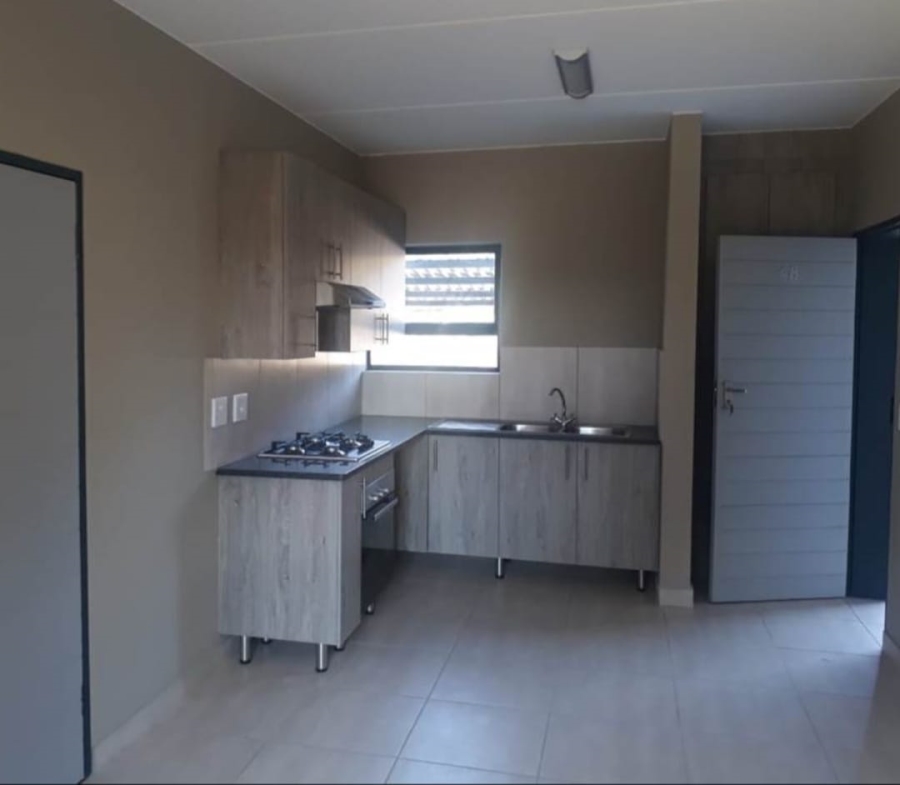 1 Bedroom Property for Sale in Glen Austin Gauteng