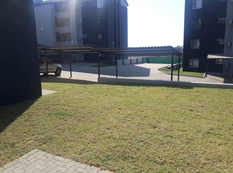 1 Bedroom Property for Sale in Glen Austin Gauteng