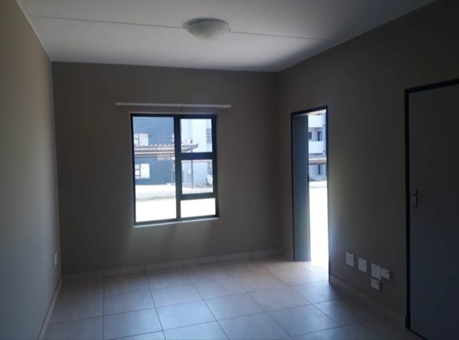 1 Bedroom Property for Sale in Glen Austin Gauteng